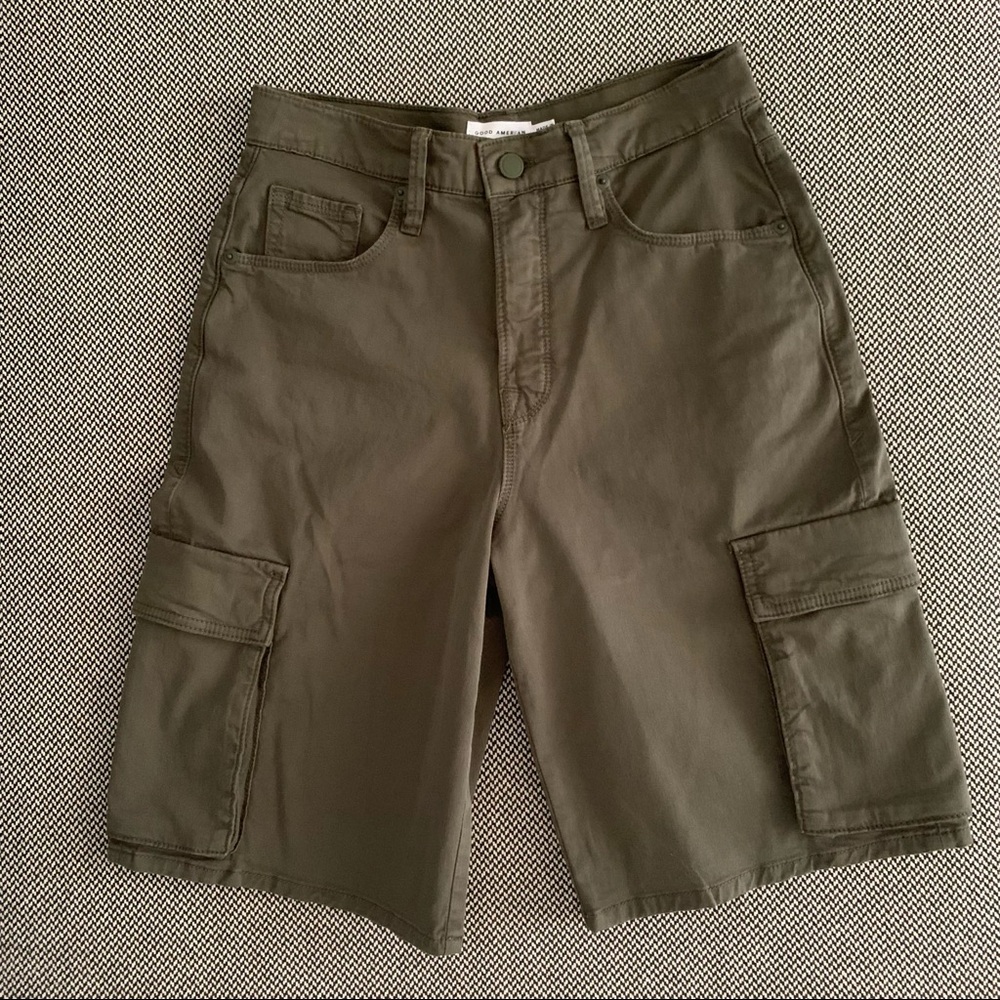 Good American Twill Cargo Shorts size 24/00